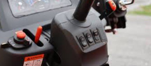 Kioti Tractor Warning Lights Meaning 3 What do the different colors mean